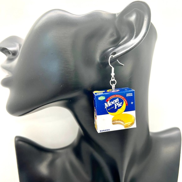 Moon Pie Earrings - Snack Cake Boxes - Mini Brands Earrings - Food Earrings - Picture 10 of 10